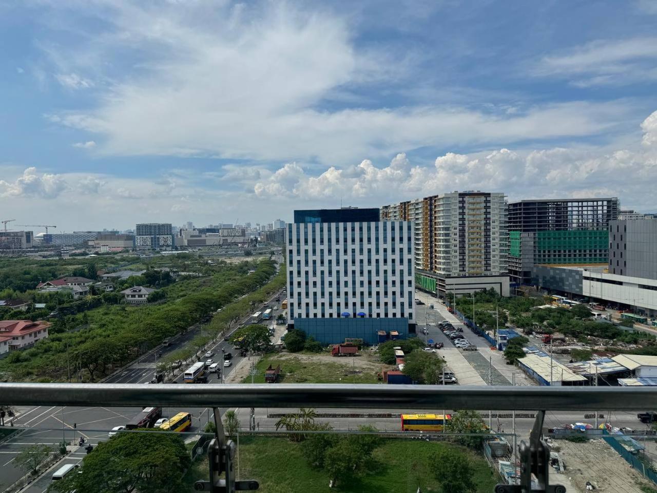 L Condotel Paranaque City Eksteriør bilde
