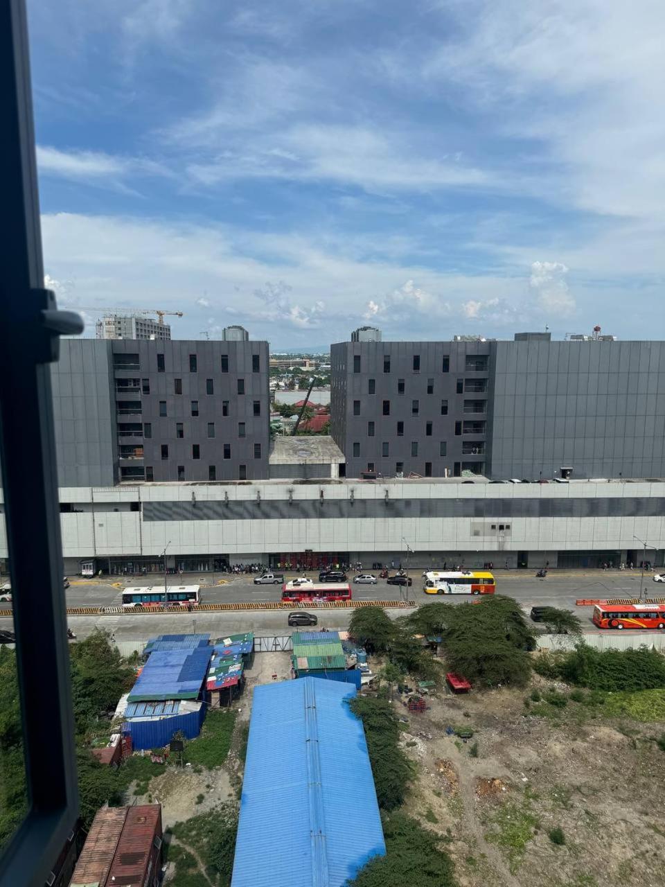 L Condotel Paranaque City Eksteriør bilde