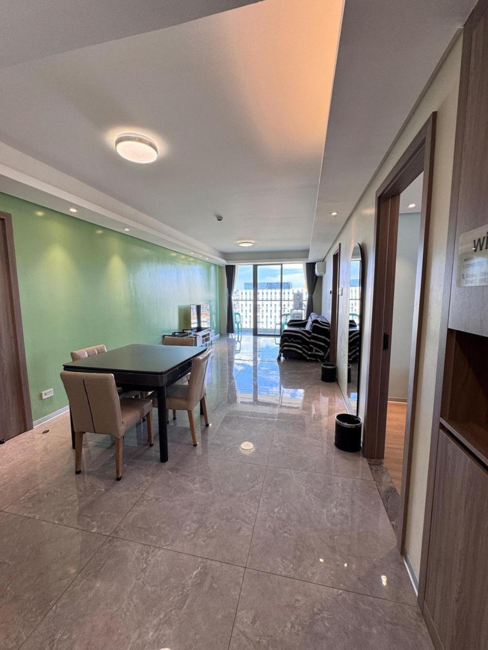 L Condotel Paranaque City Rom bilde