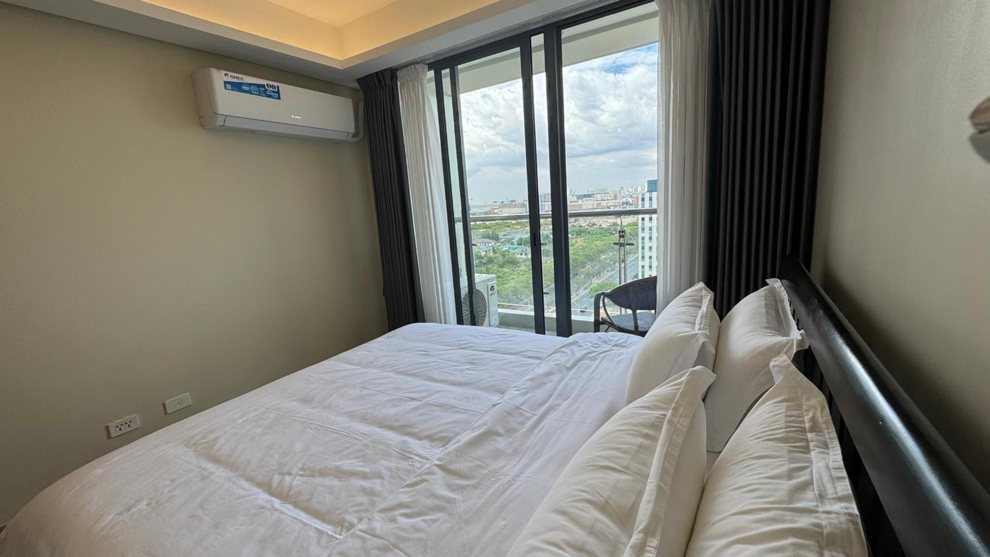 L Condotel Paranaque City Eksteriør bilde