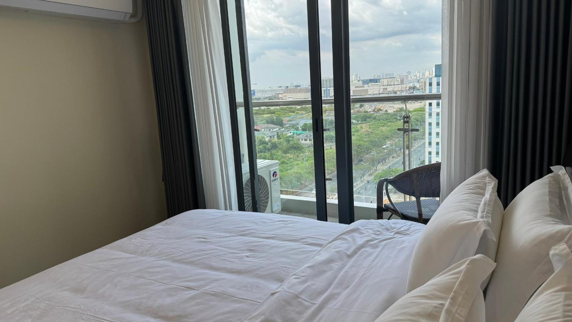 L Condotel Paranaque City Eksteriør bilde