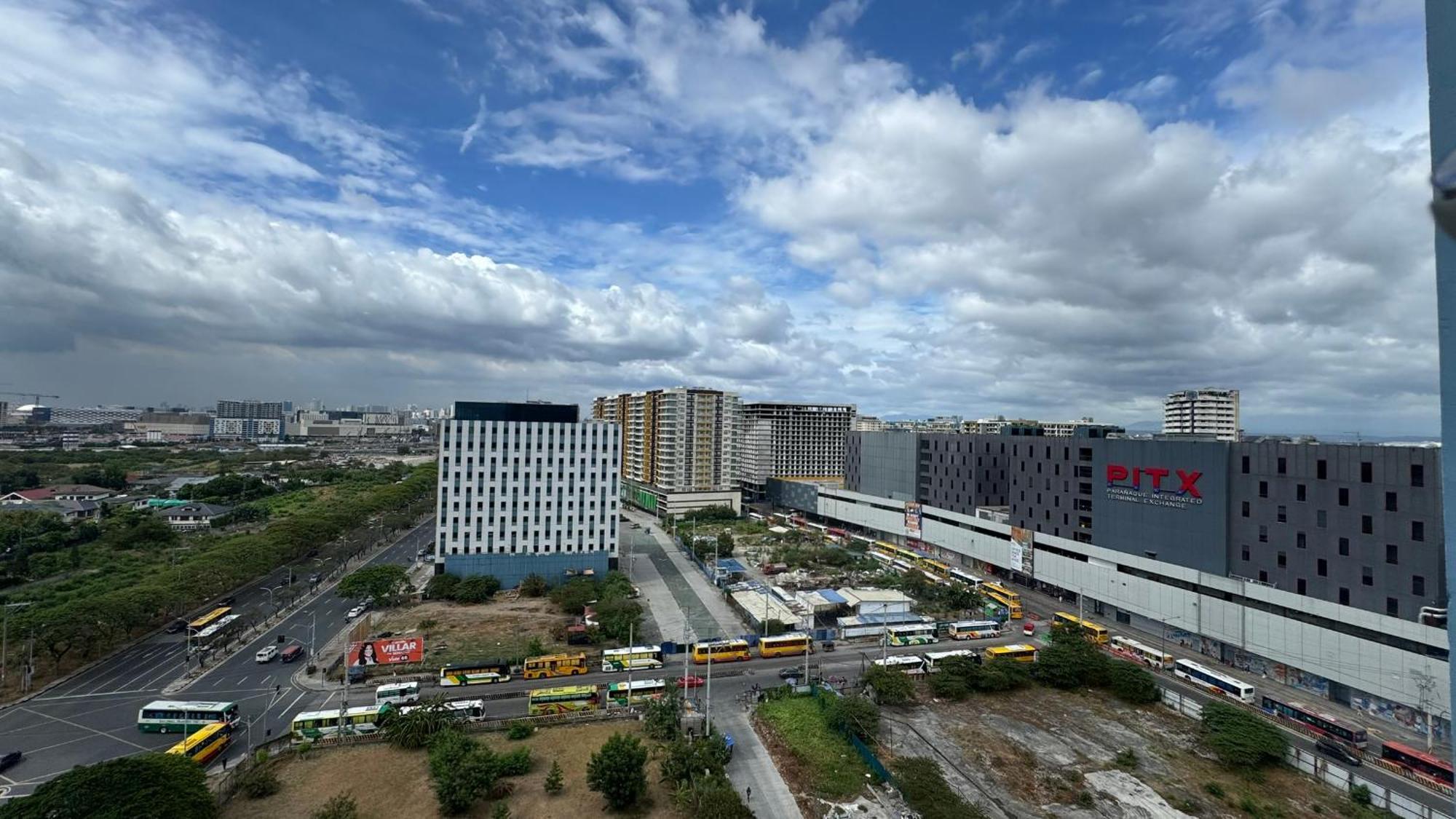 L Condotel Paranaque City Eksteriør bilde