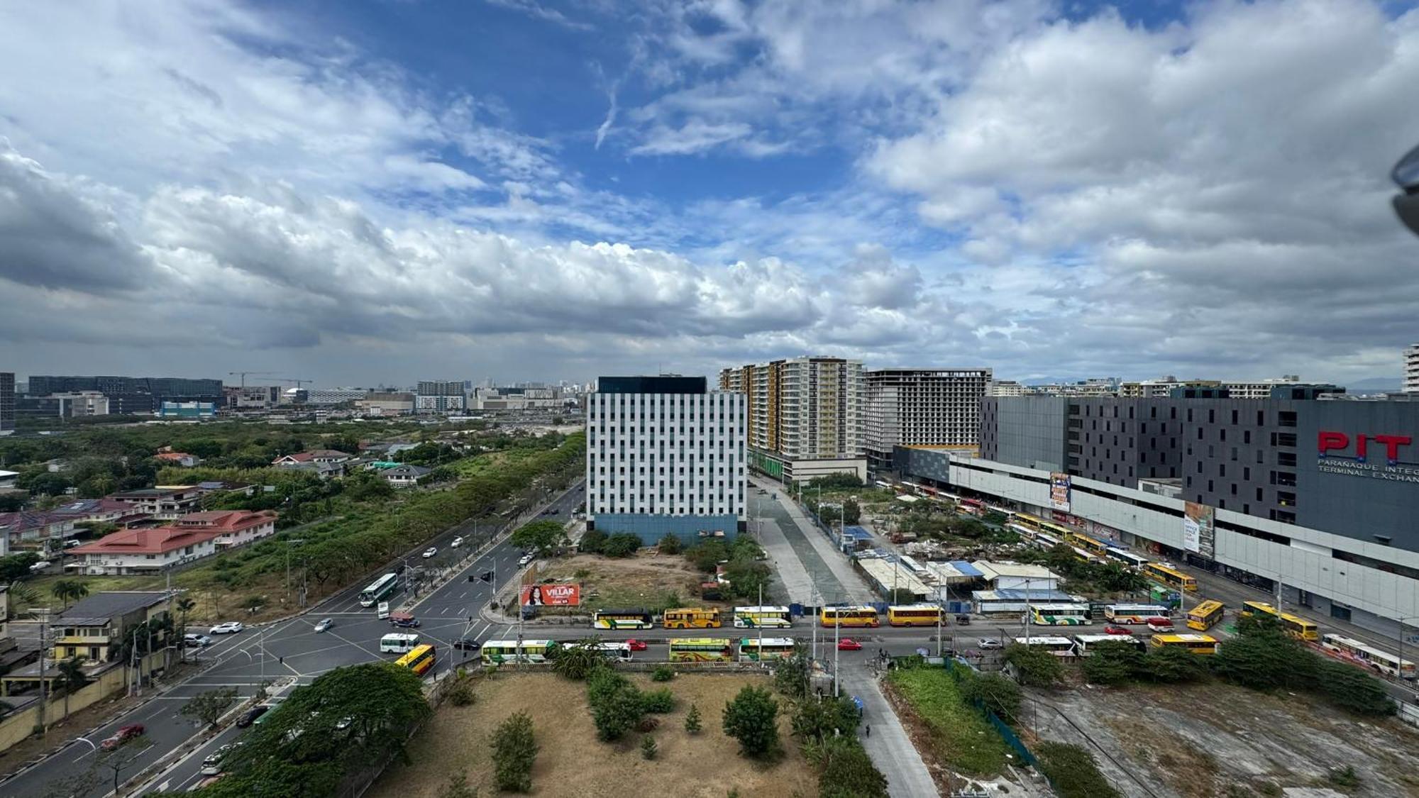 L Condotel Paranaque City Eksteriør bilde