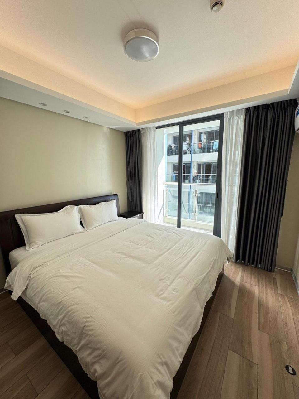 L Condotel Paranaque City Eksteriør bilde